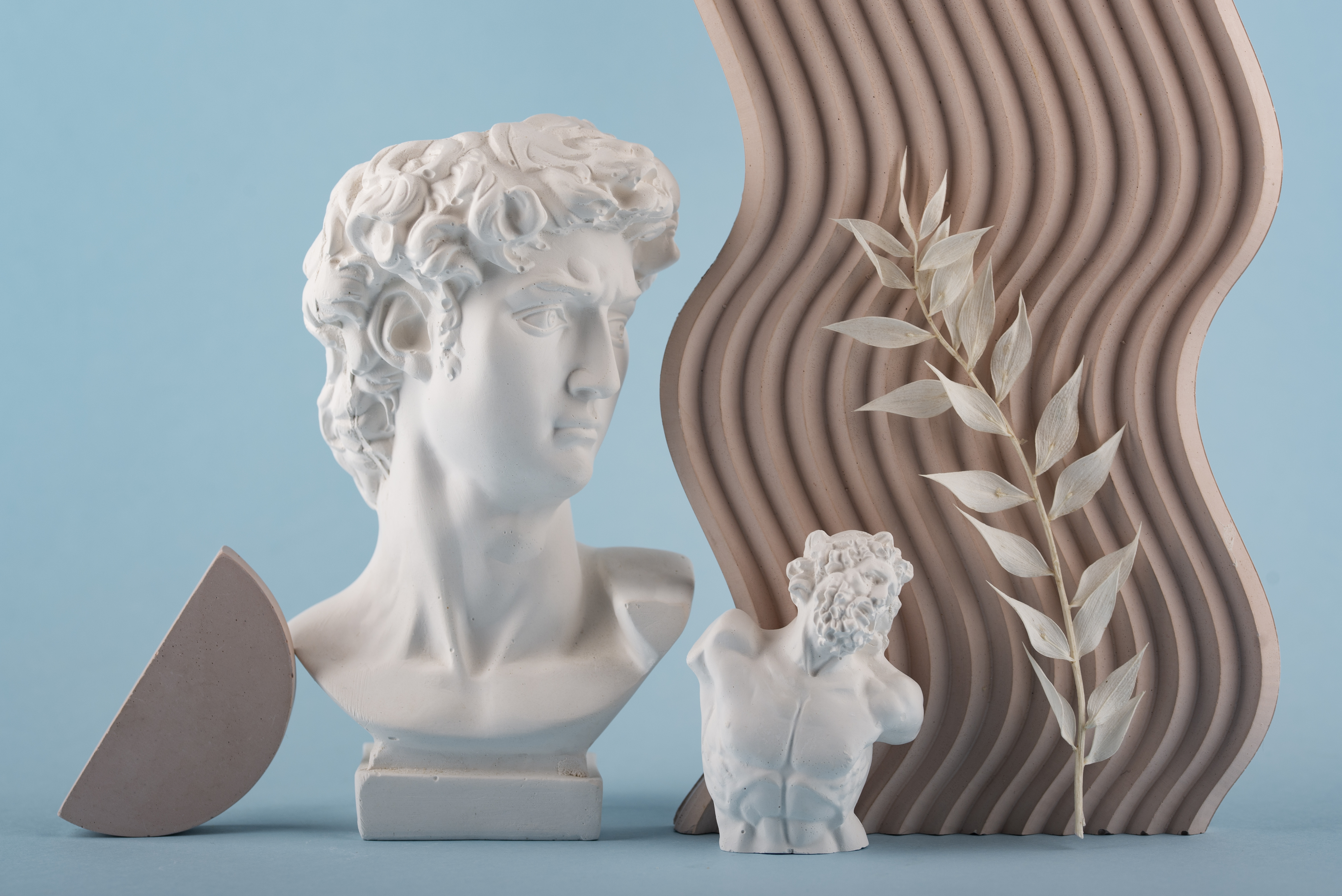 beautiful-roman-figure-carving.jpg