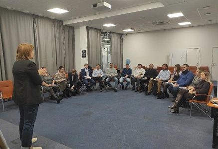 В центре «Мой бизнес» Челябинской области прошла стратегическая сессия с сельскохозяйственными производителями региона